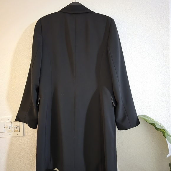 Calvin Klein Black Overcoat Size L. - Picture 5 of 12